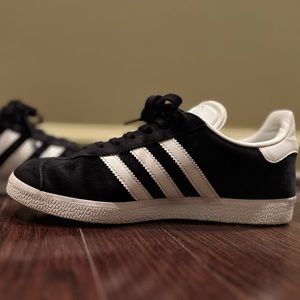 Adidas Gazelle Sneakers